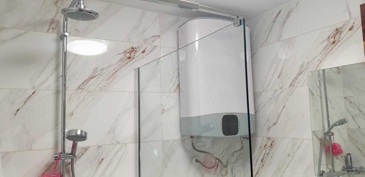 Apartma Sivi Zako بوينج المظهر الخارجي الصورة