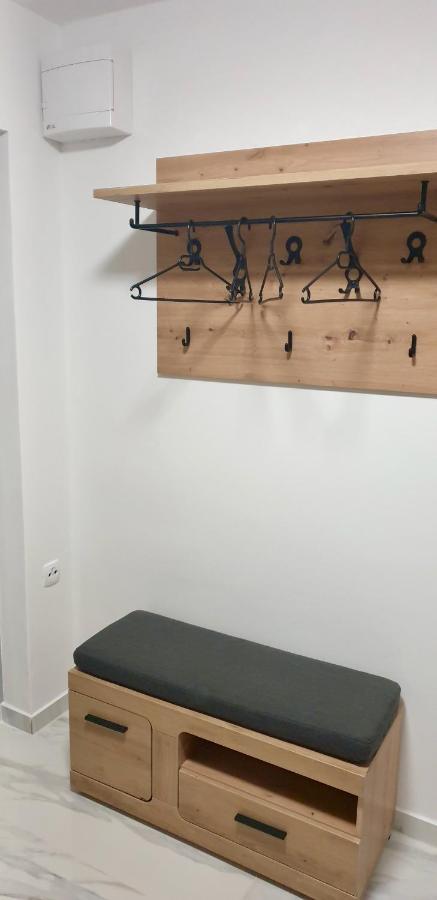 Apartma Sivi Zako بوينج المظهر الخارجي الصورة