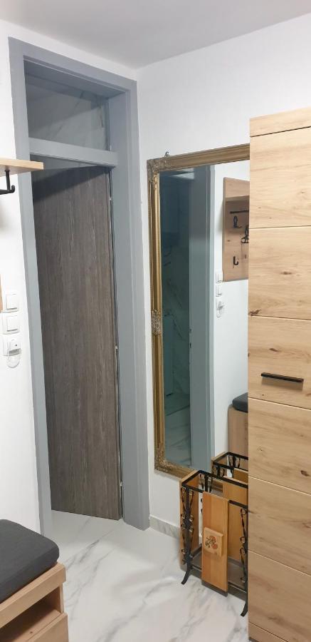 Apartma Sivi Zako بوينج المظهر الخارجي الصورة