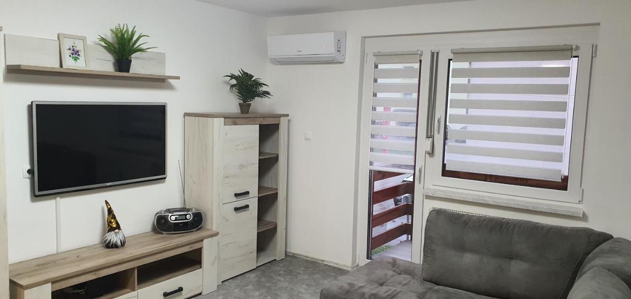 Apartma Sivi Zako بوينج المظهر الخارجي الصورة