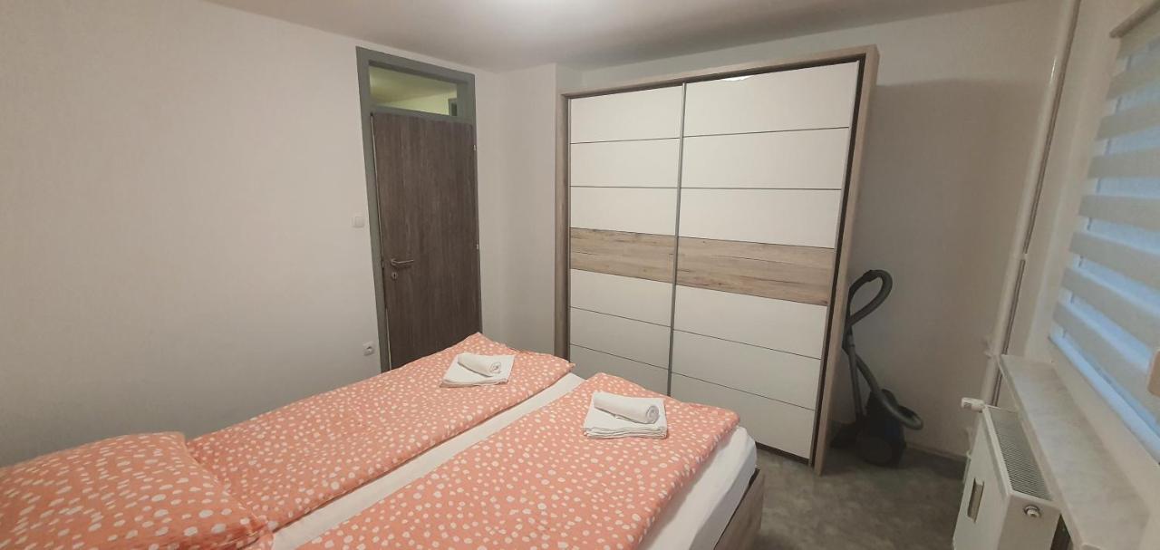 Apartma Sivi Zako بوينج المظهر الخارجي الصورة